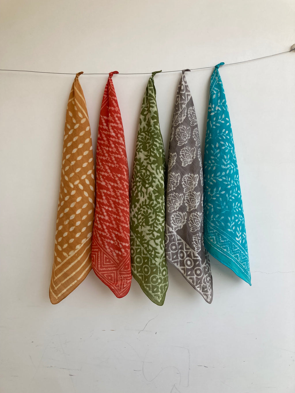 Unique Bulk Bandanas Set of 10 Organic Cotton Bandana Bandana Scarf, Paisley Design Scarf, Vibrant Color, High-Quality