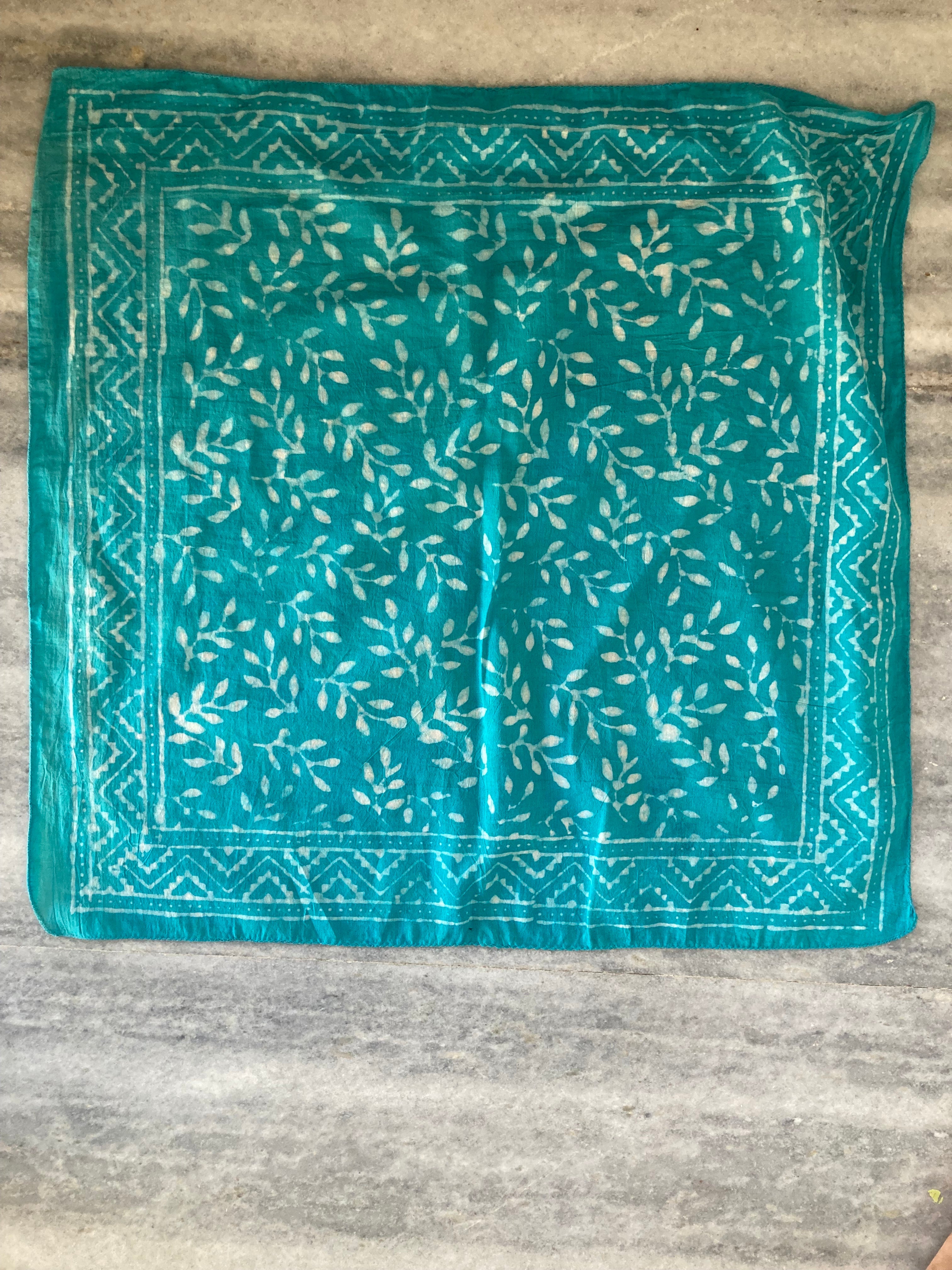 Unique Bulk Bandanas Set of 10 Organic Cotton Bandana Bandana Scarf, Paisley Design Scarf, Vibrant Color, High-Quality