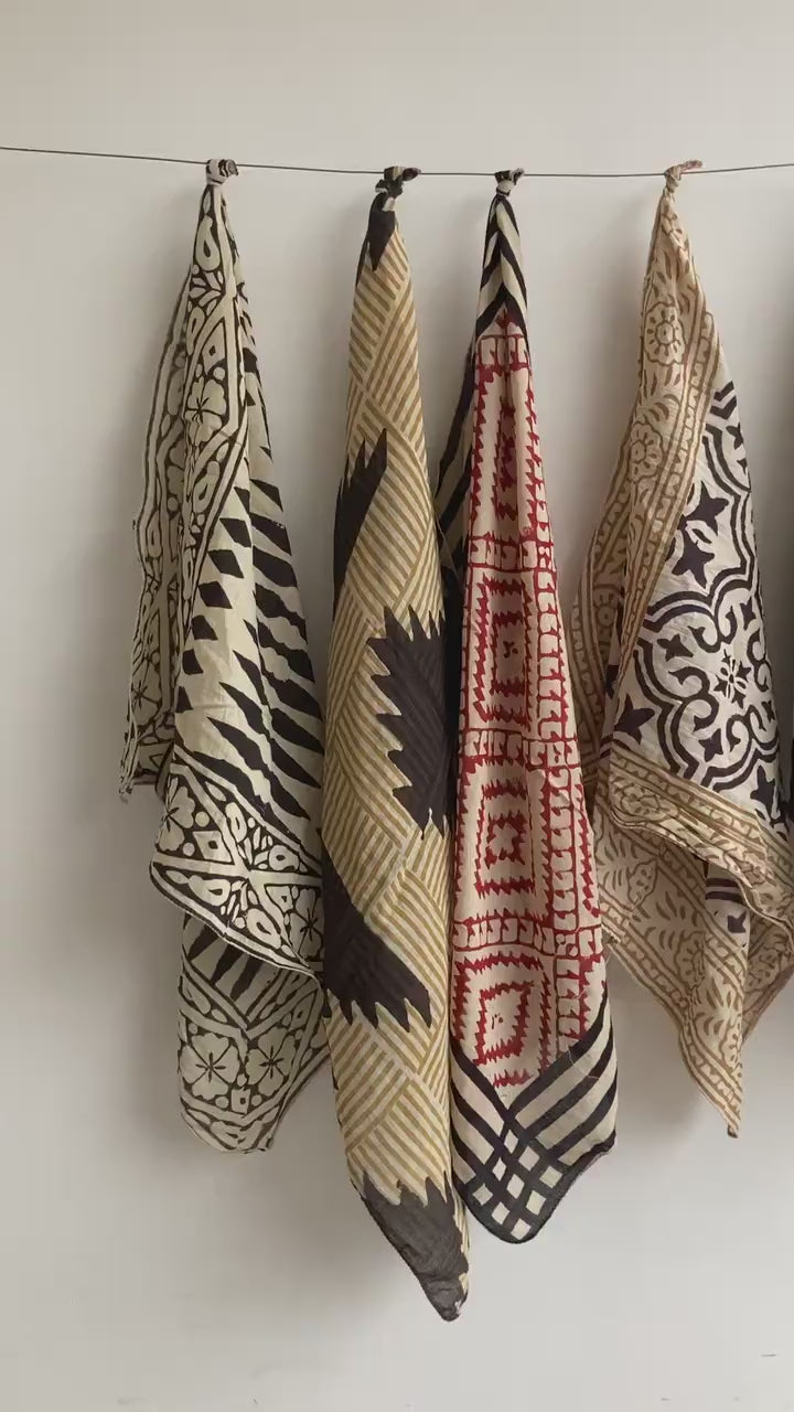 Handmade Floral Print Cotton Bandana Set: Boho Neckerchief