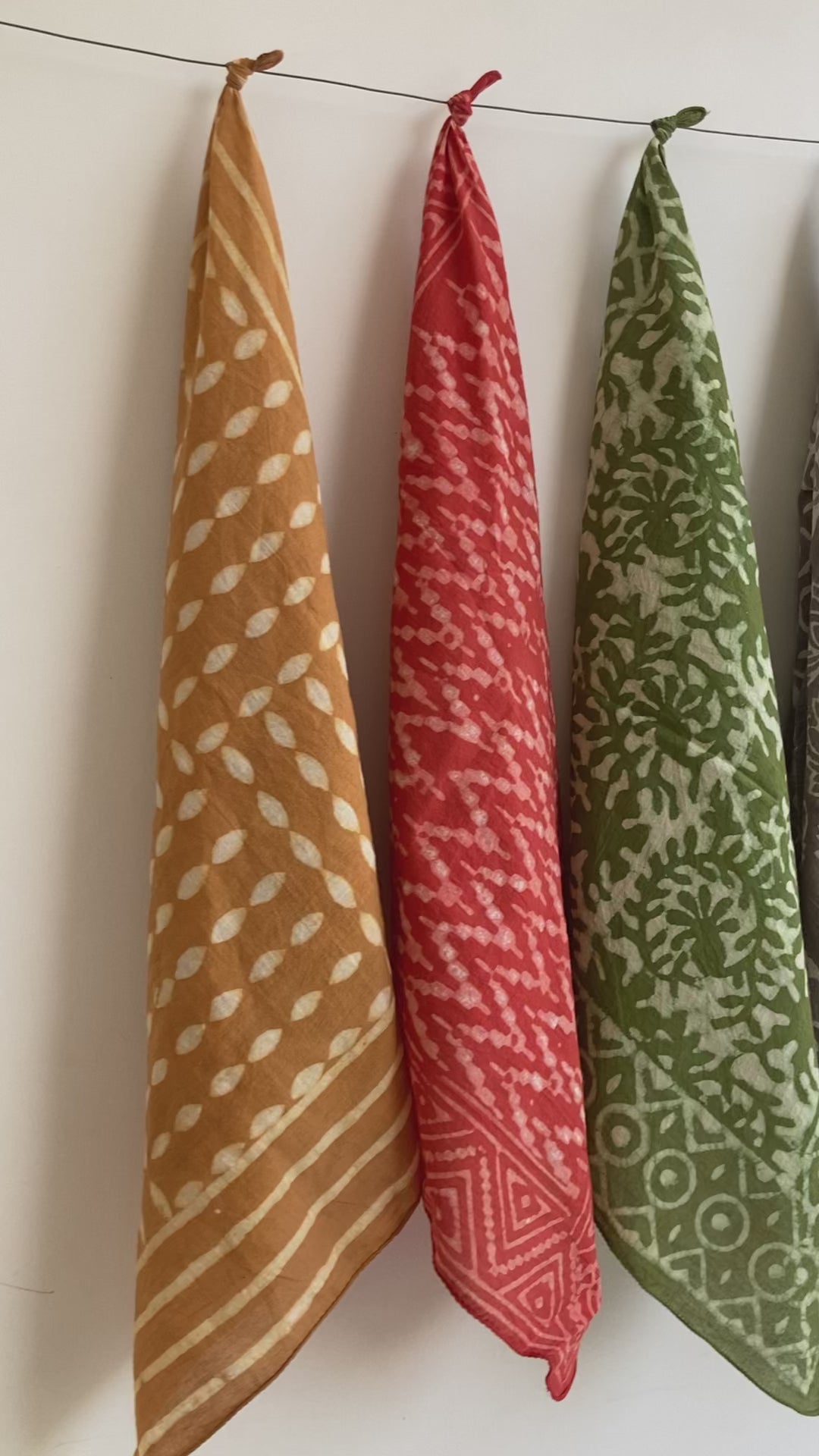 Unique Bulk Bandanas Set of 10 Organic Cotton Bandana Bandana Scarf, Paisley Design Scarf, Vibrant Color, High-Quality